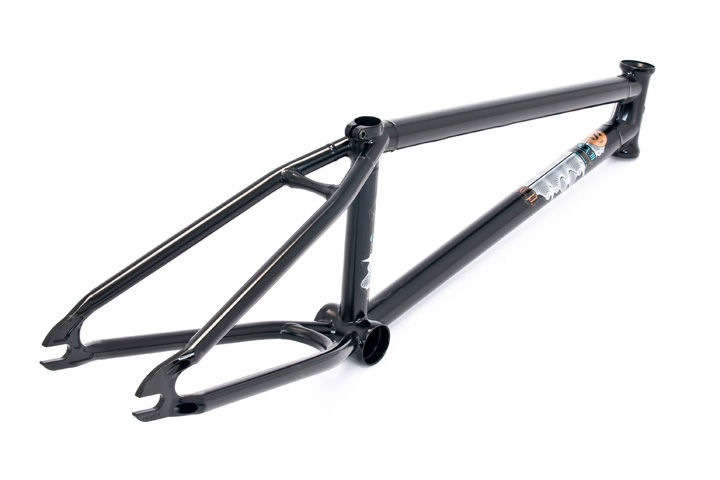 画像: WETHEPEOPLE 「C.R.E.A.M. FRAME」