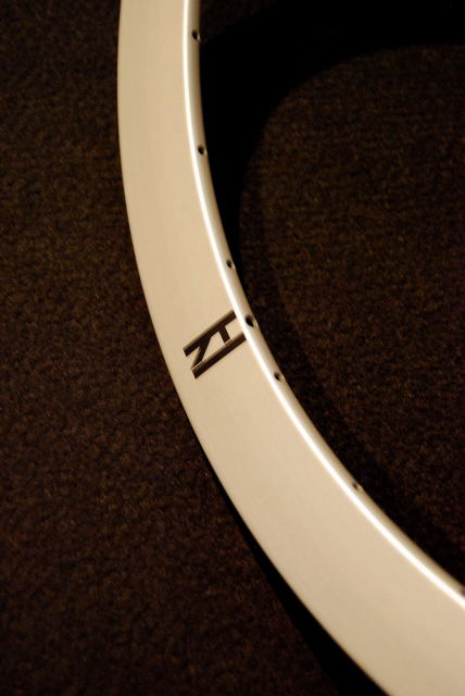 画像: H PLUS SON 42mm deep rim 「FORMATION FACE」