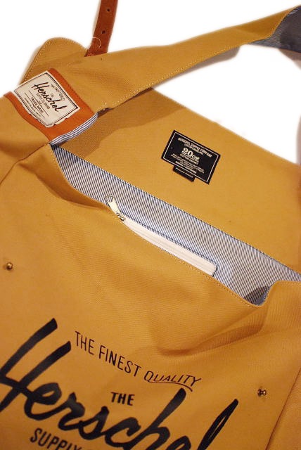 画像: Herschel 「QUARTER」