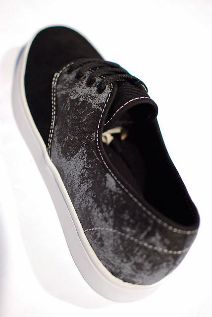 画像: Emerica 「LACED」