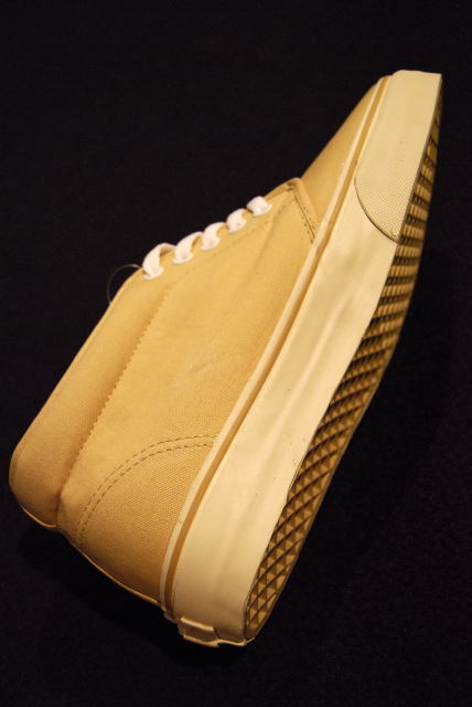 画像: VANS (バンズ) CHUKKA BOOT